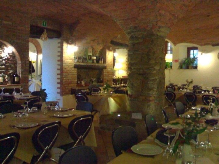 ホテル Il Portico Carrosio エクステリア 写真