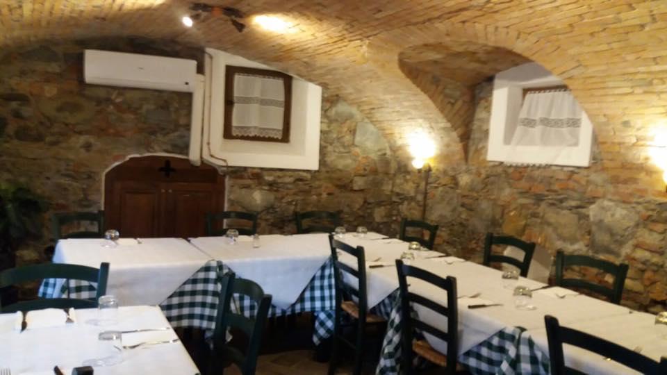 ホテル Il Portico Carrosio エクステリア 写真