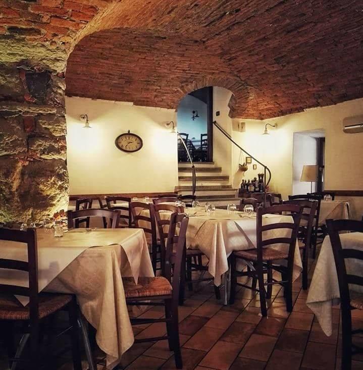 ホテル Il Portico Carrosio エクステリア 写真