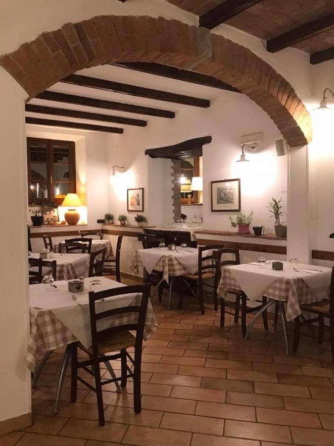 ホテル Il Portico Carrosio エクステリア 写真